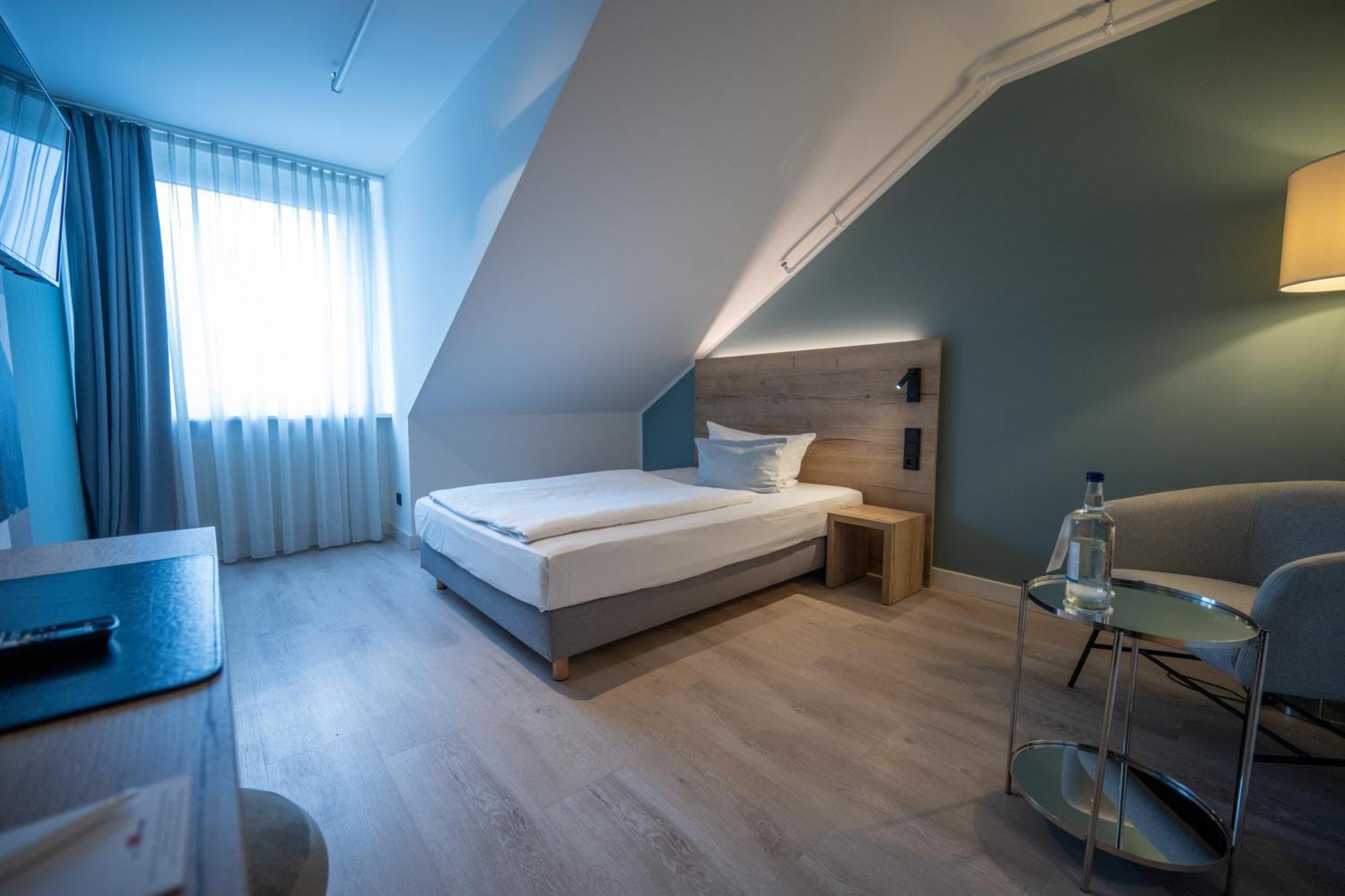 Best Western Hotel Prisma Ноймюнстер Экстерьер фото